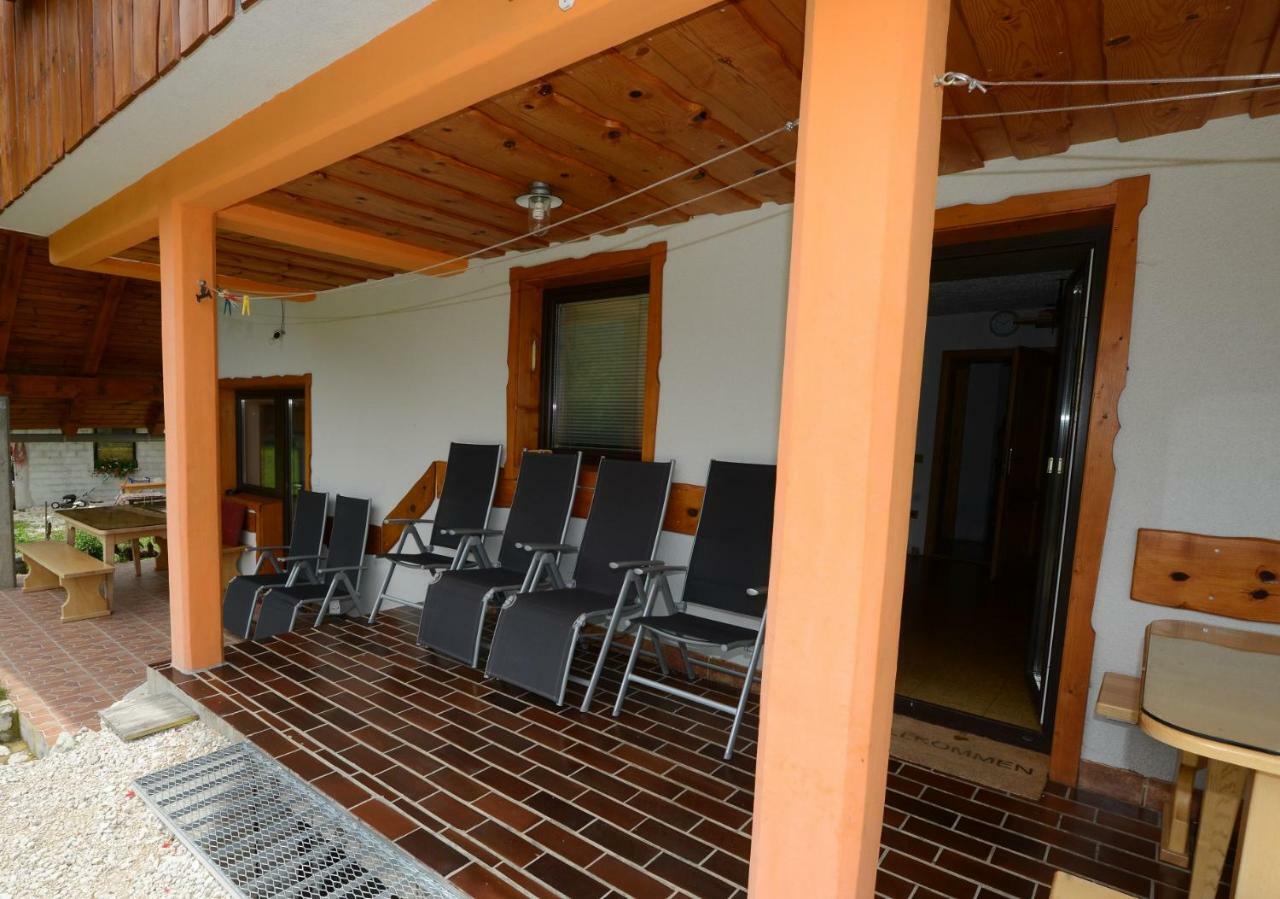 ボーヒニMeznar'S Beautiful Nature Holiday House Ukancアパートメント エクステリア 写真