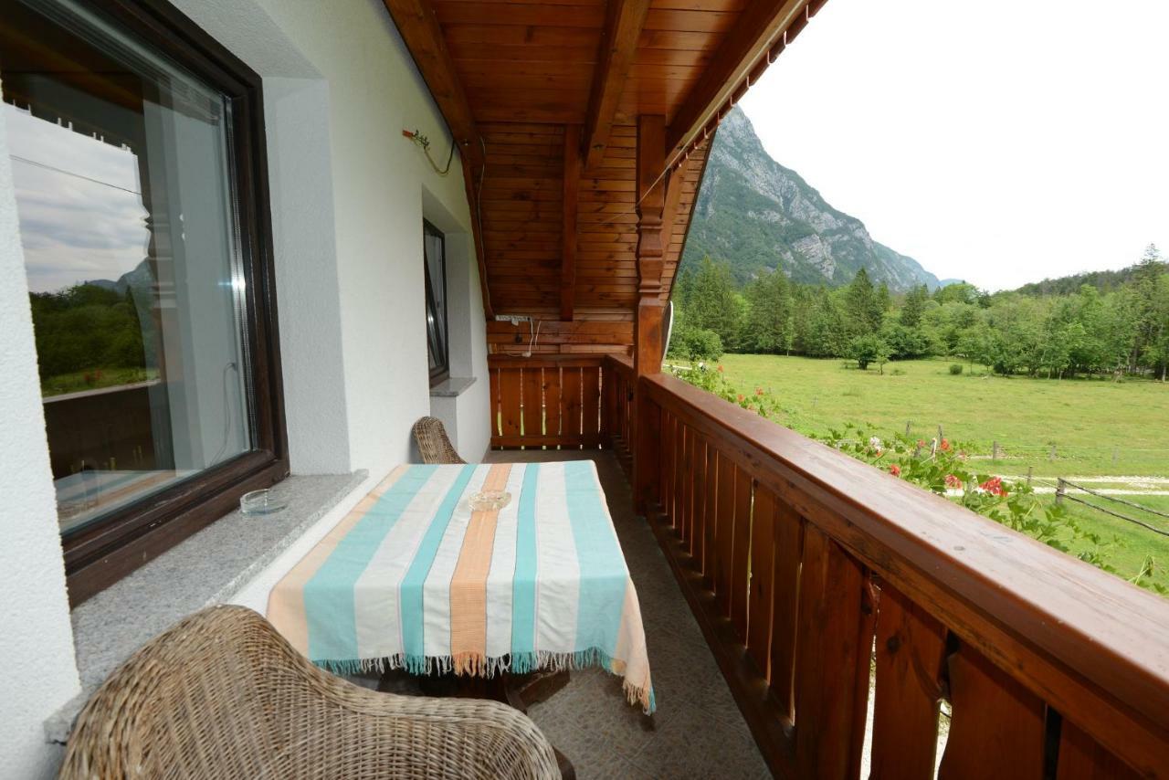 ボーヒニMeznar'S Beautiful Nature Holiday House Ukancアパートメント エクステリア 写真